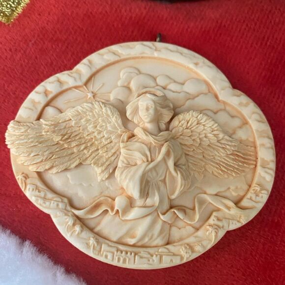 Hallmark Heavenly Angels Collectors 1991 - Picture 4 of 6